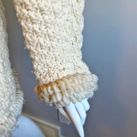 Knit Cardigan Wool Jacket with tie belt, white, Size M - Picture 4 of 12